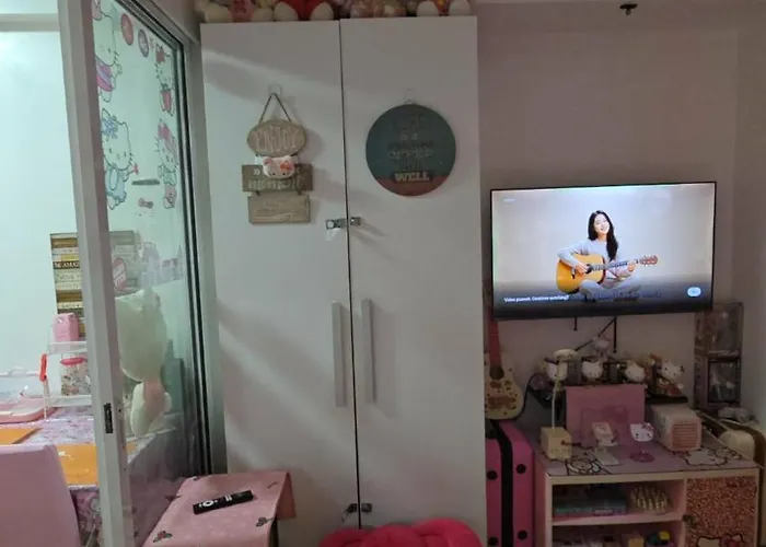 Hello Kitty Theme At Azure *